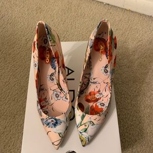 Aldo Poppy Floral Pumps